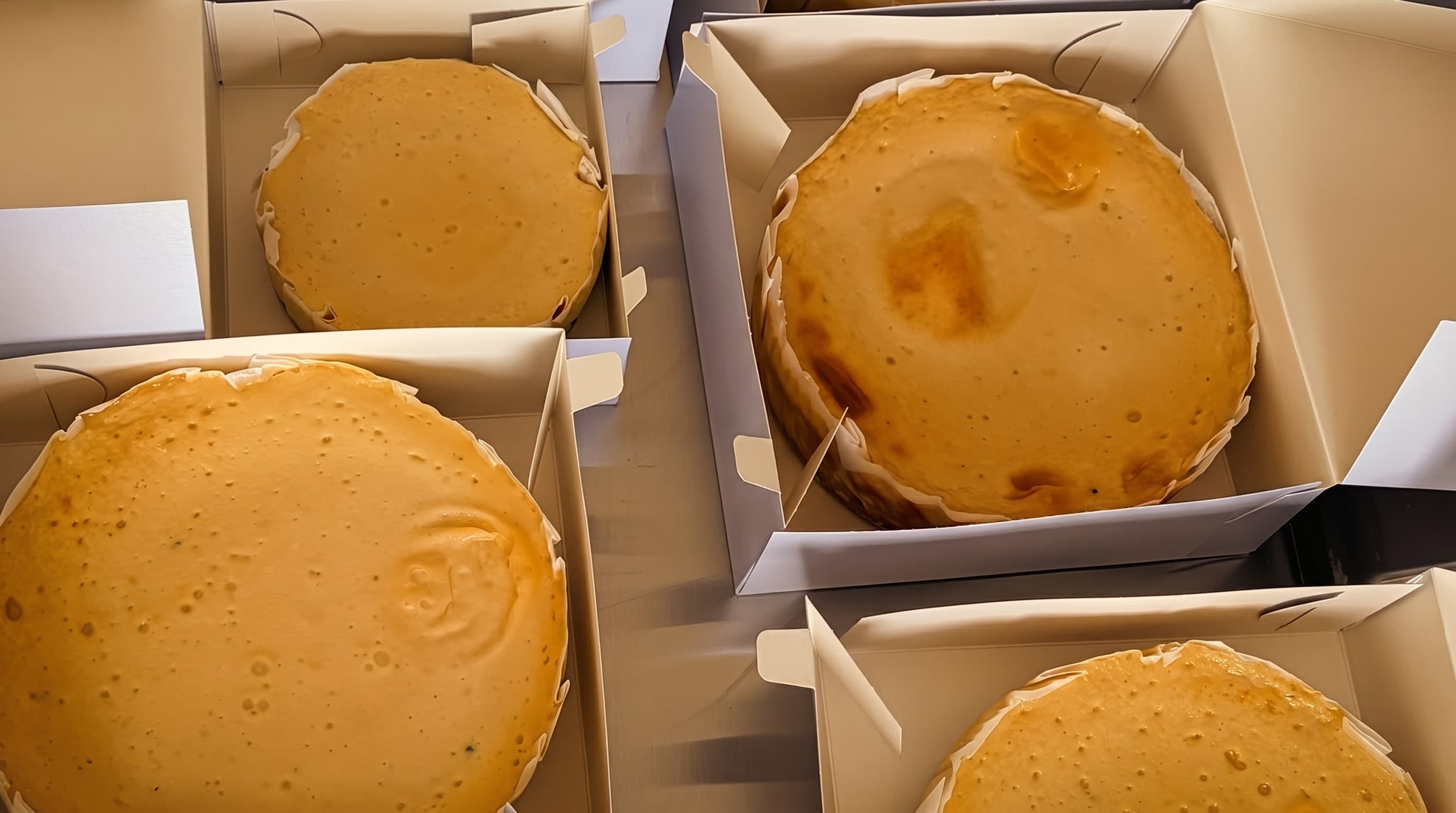 Cheesecake vasco en Guadalajara: diferencia con tarta vasca