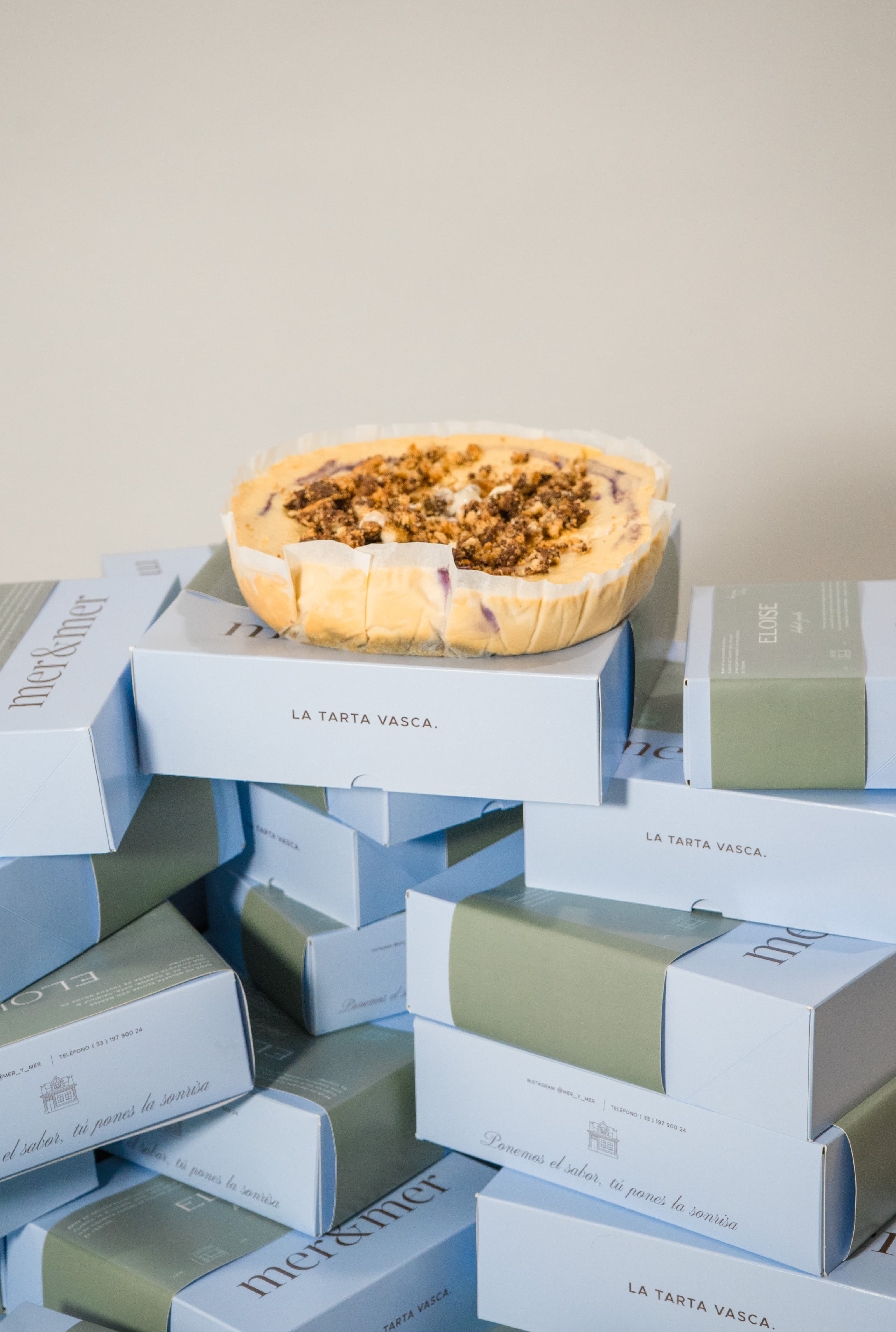 La Tarta Eloise: cuando dos marcas de Guadalajara hacen una tarta vasca juntas